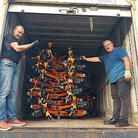 470 orange Fahrräder für Rumänien