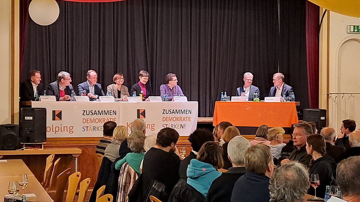 Podiumsdiskussion zur Bundestagswahl